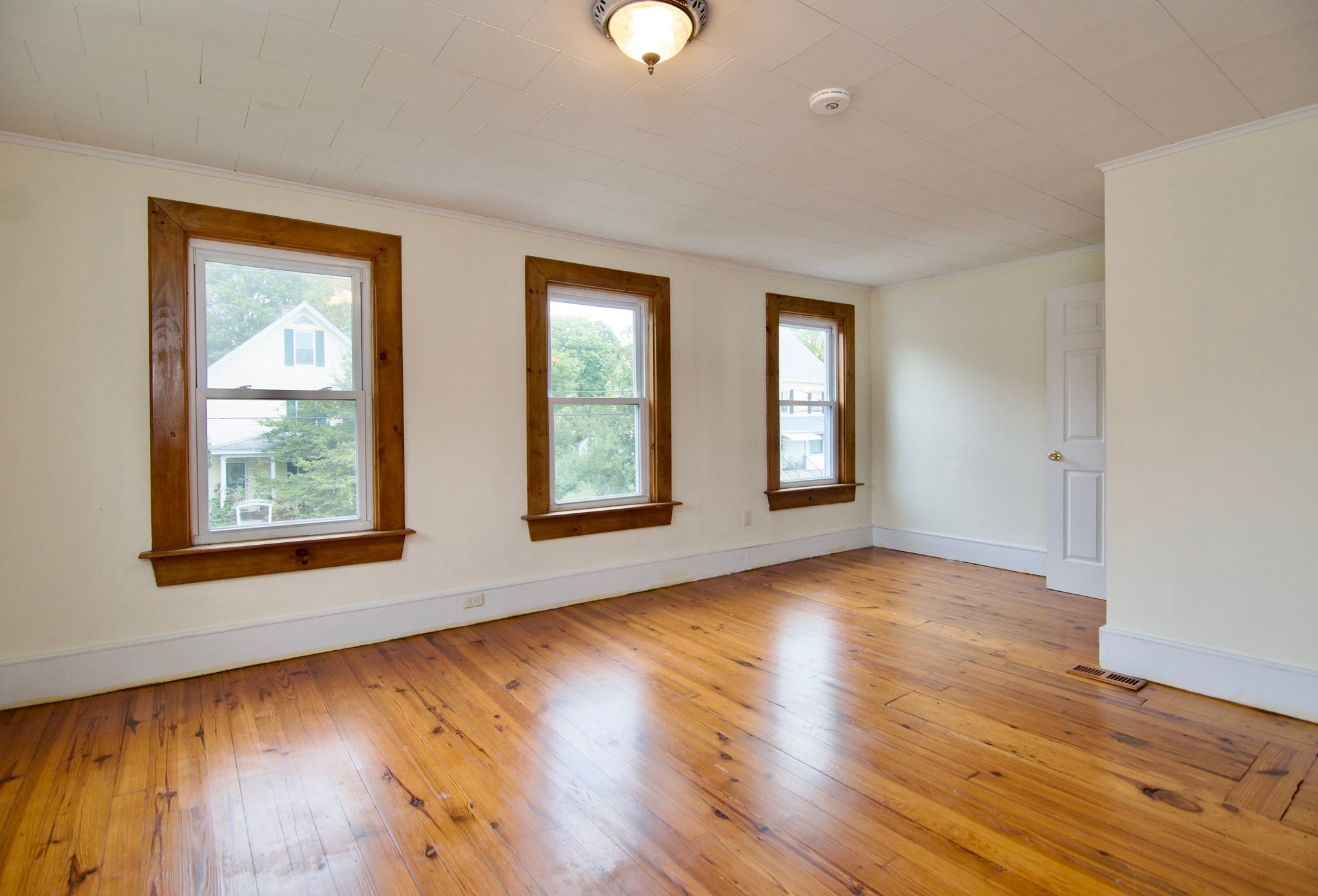 1016 Chestnut St, Palmer, MA, 1016 Chestnut St, Palmer, MA Photo #17