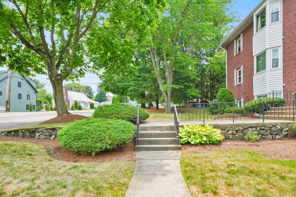 82 Neponset St #B, Canton, MA, 82 Neponset St #B, Canton, MA Photo #5