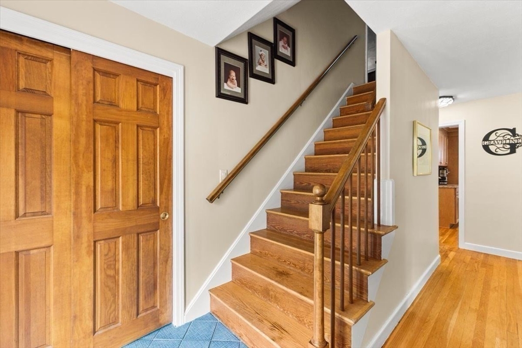 32 Cheryl Dr