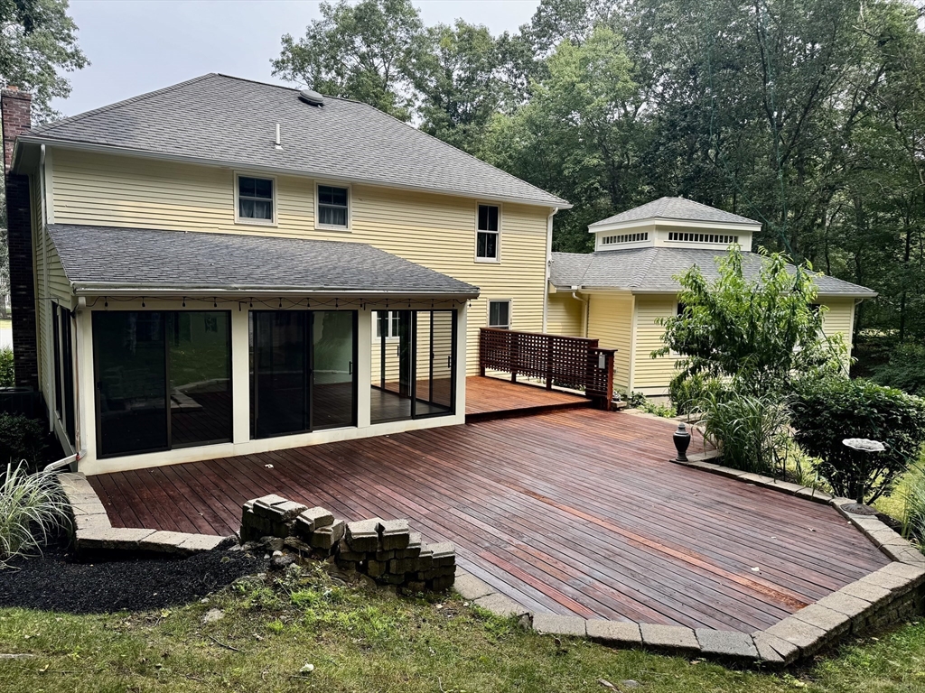 8 Vermont Rd