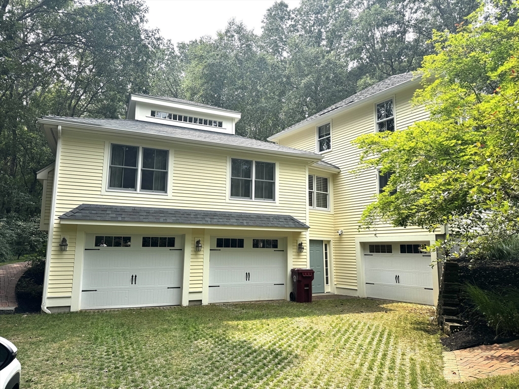 8 Vermont Rd