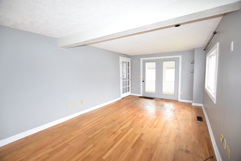 5 Merrill Ave