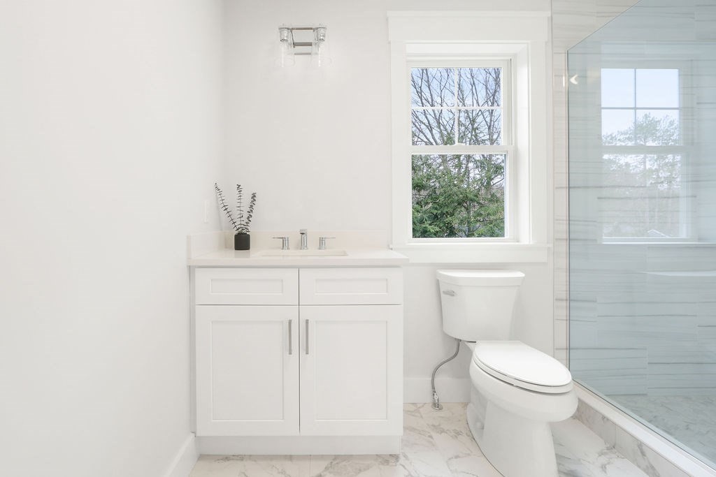 Natick, Massachusetts 01760, United States, 5 Bedrooms Bedrooms, ,5 BathroomsBathrooms,Residential,Pending,8553