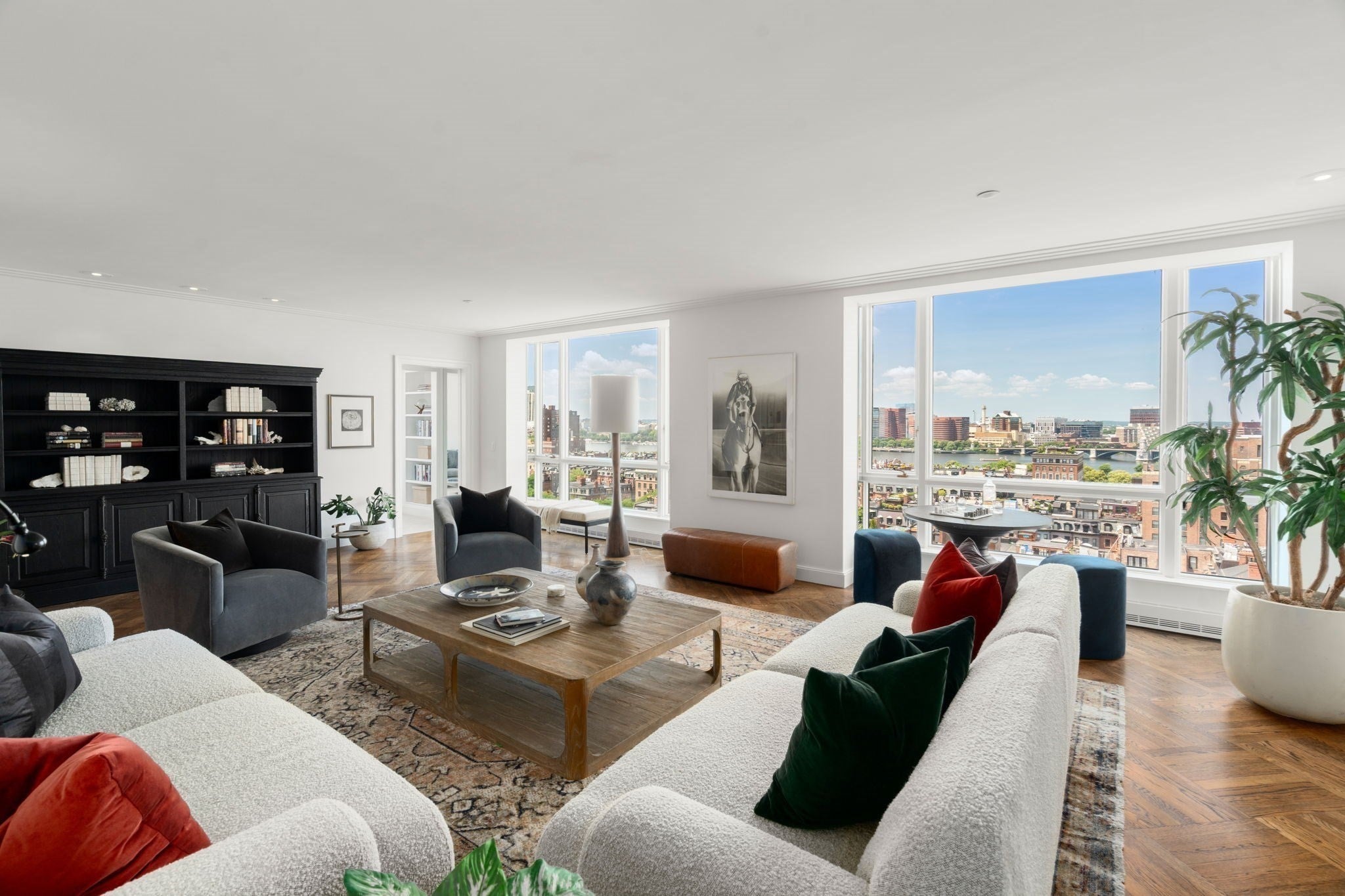 2 Commonwealth Avenue 15E/F