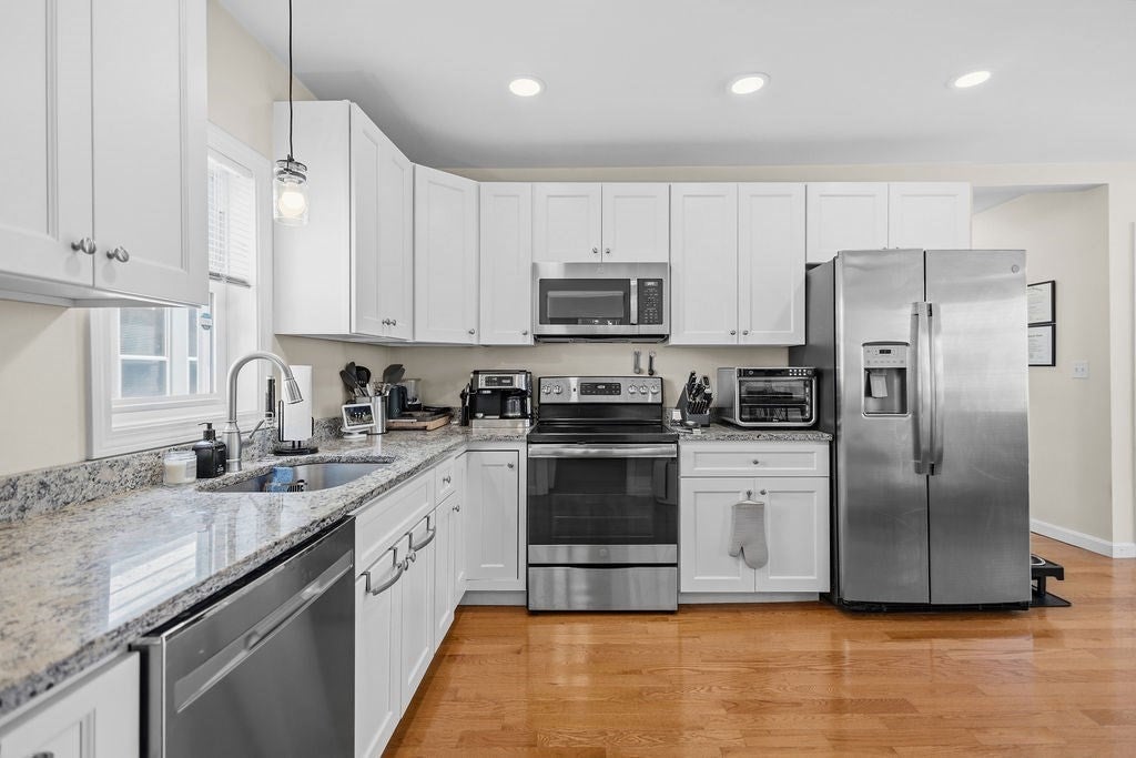119 Bowler St, Lynn, MA, 119 Bowler St, Lynn, MA Photo #10
