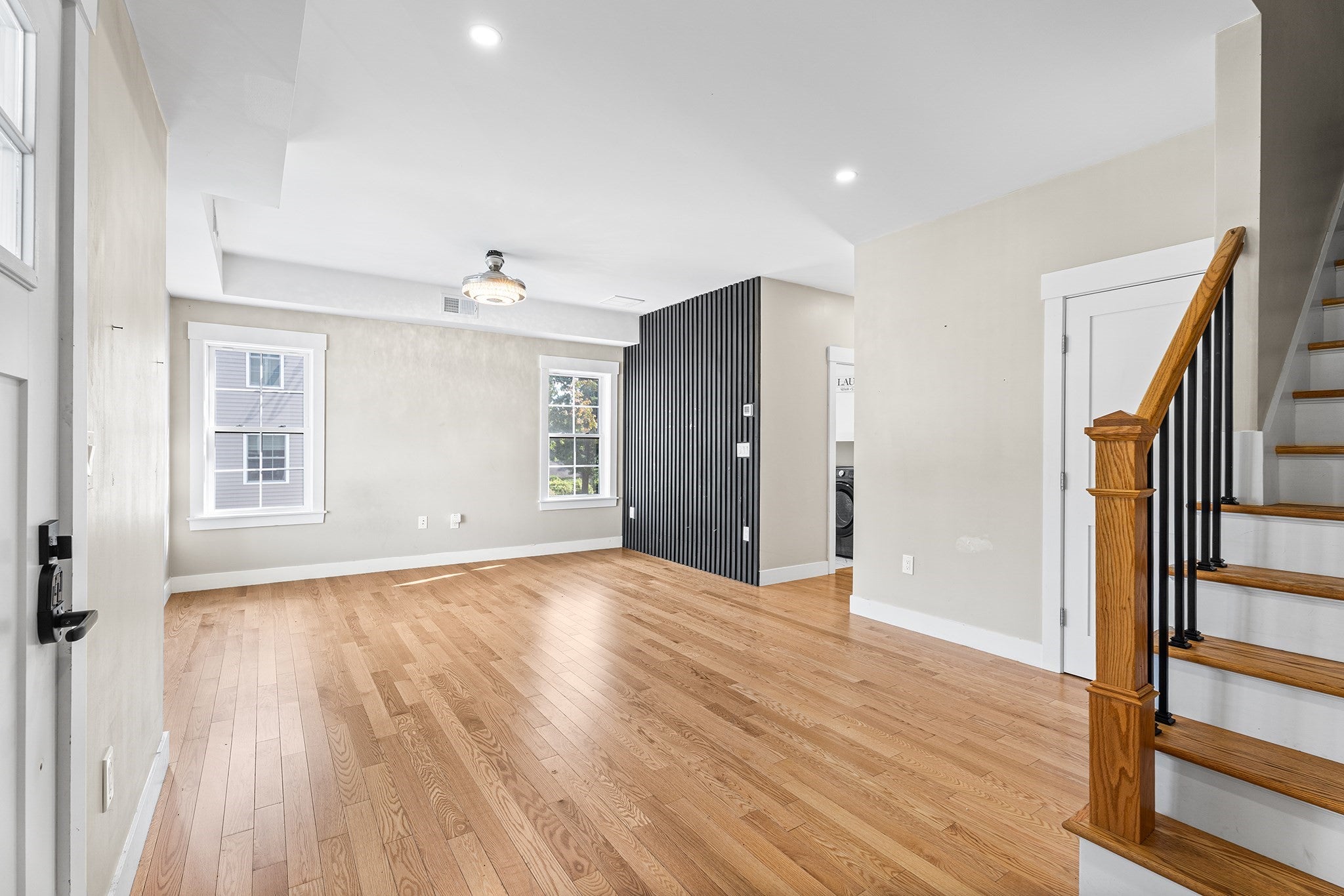 32 Valmor St, Worcester, MA, 32 Valmor St, Worcester, MA Photo #3
