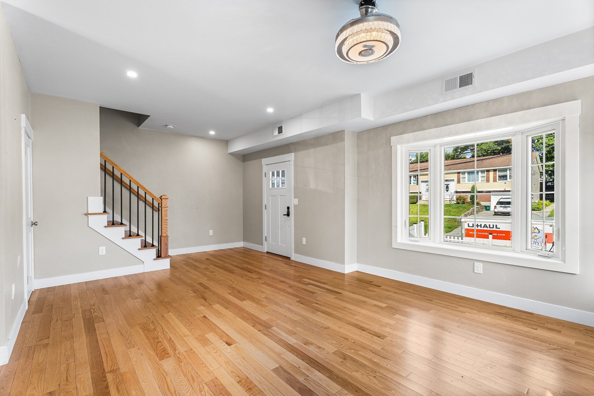32 Valmor St, Worcester, MA, 32 Valmor St, Worcester, MA Photo #5