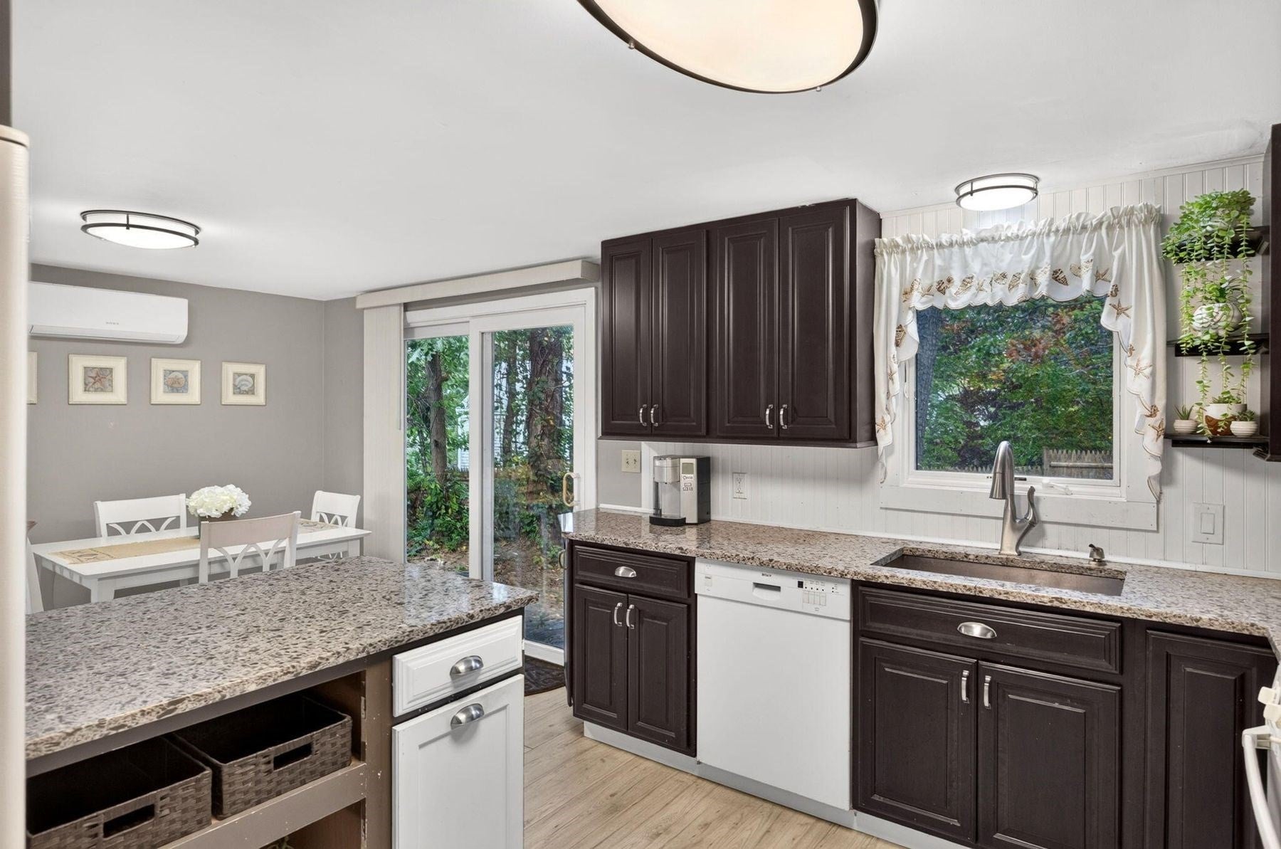 20 Frances Helen Rd, Yarmouth, MA, 20 Frances Helen Rd, Yarmouth, MA Photo #4