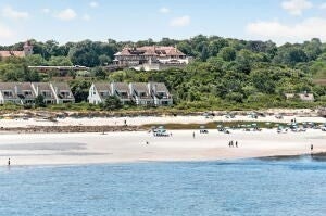 49 Ocean Edge Dr 49