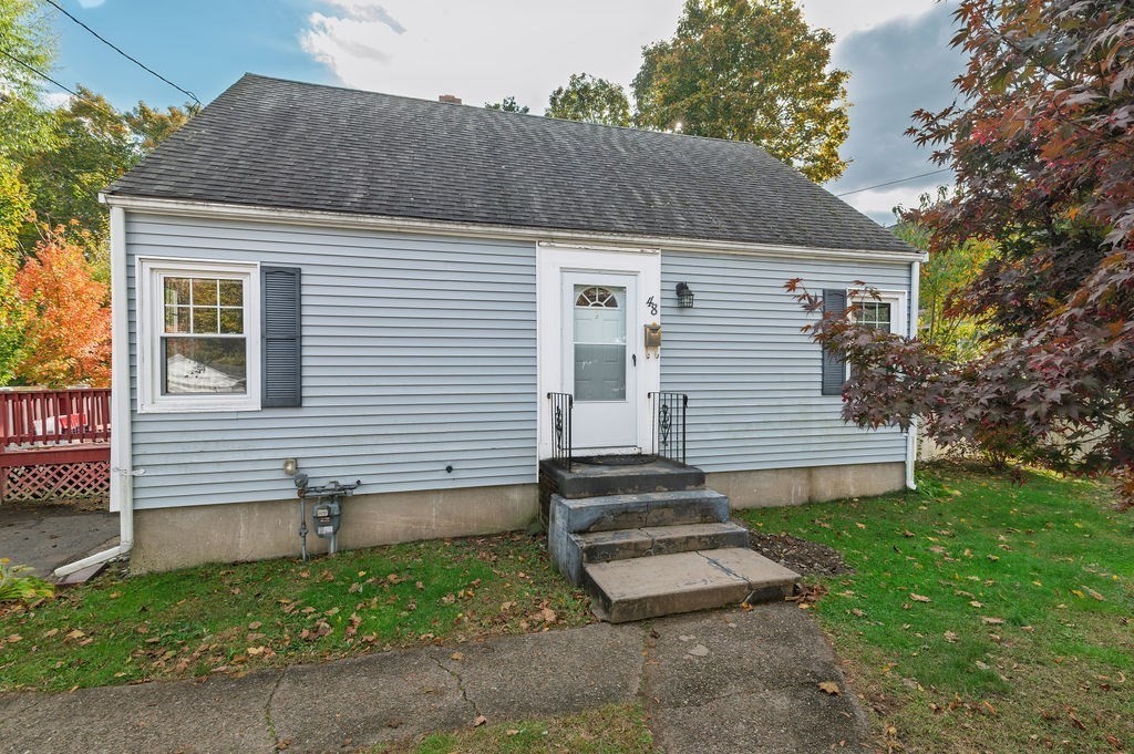 48 Apple Tree Ln