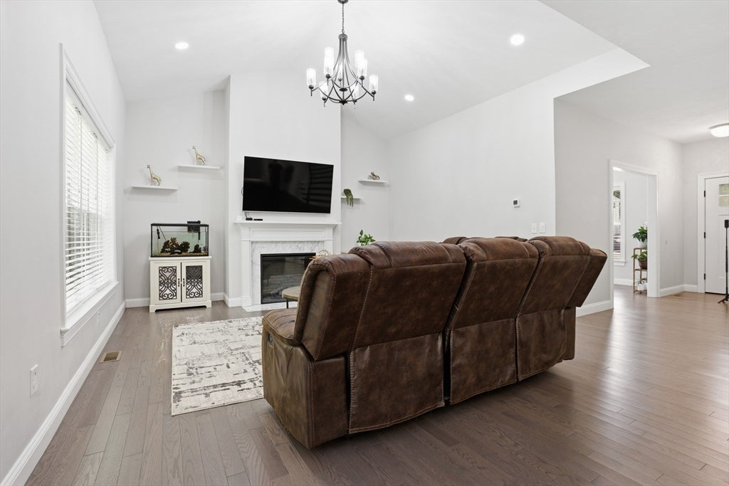 11 Lilac Avenue