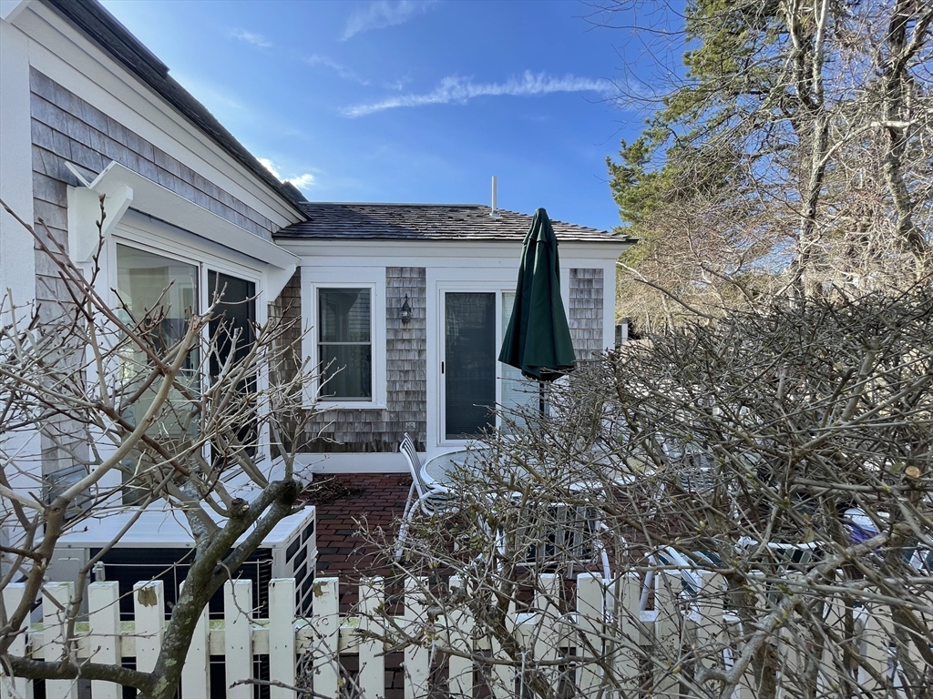 16 Hydrangea Lane 800