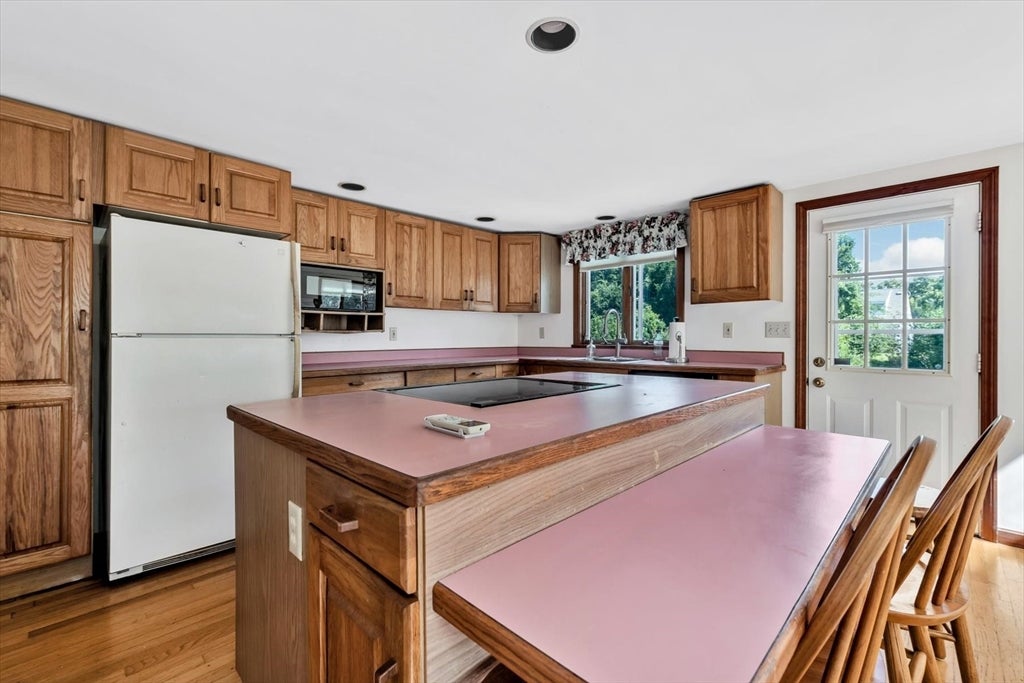 18 Clearview Avenue, Falmouth, MA, 18 Clearview Avenue, Falmouth, MA Photo #7