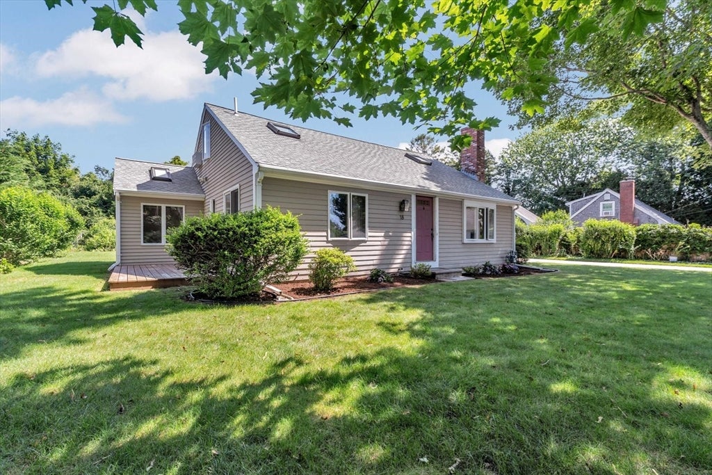 18 Clearview Avenue, Falmouth, MA, 18 Clearview Avenue, Falmouth, MA Photo #2