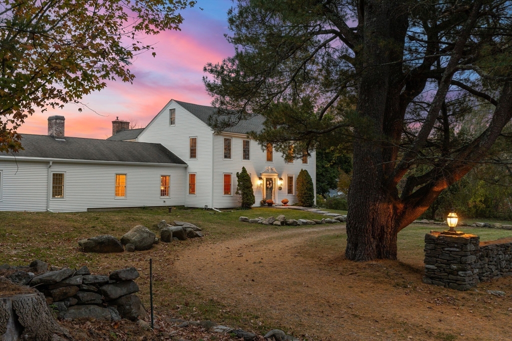 50 Tower Hill Rd