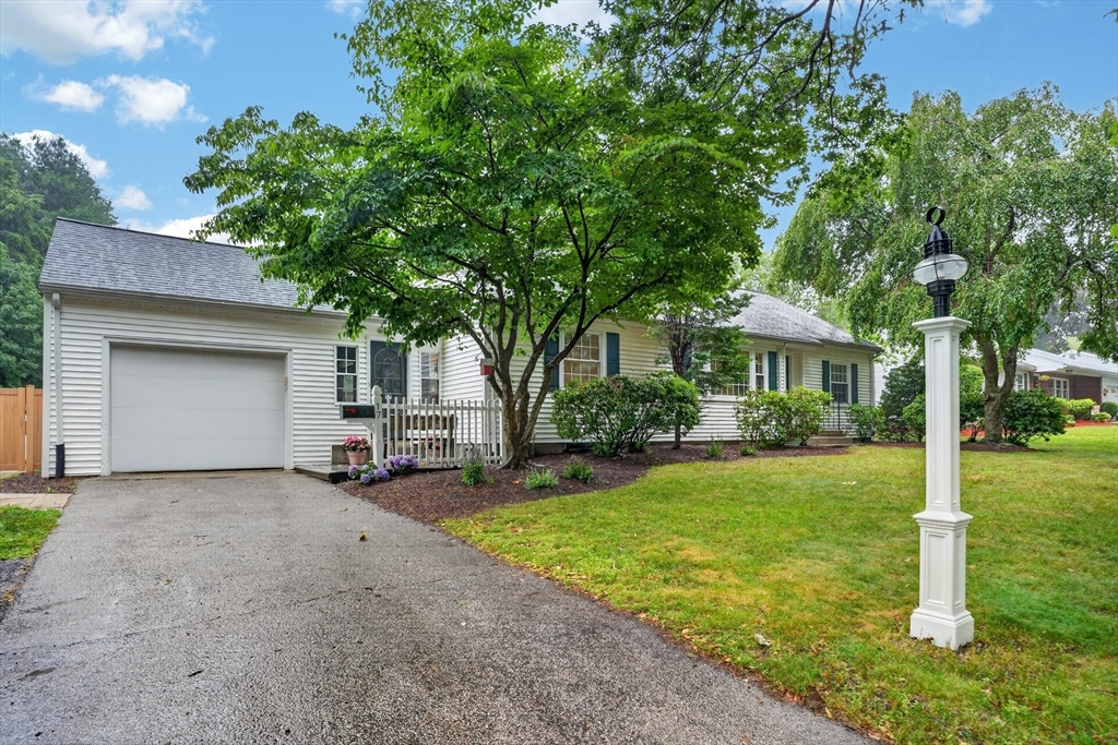 17 Pilgrim Way