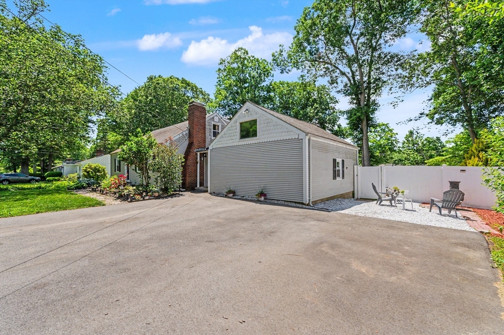 25 Moynihan Rd