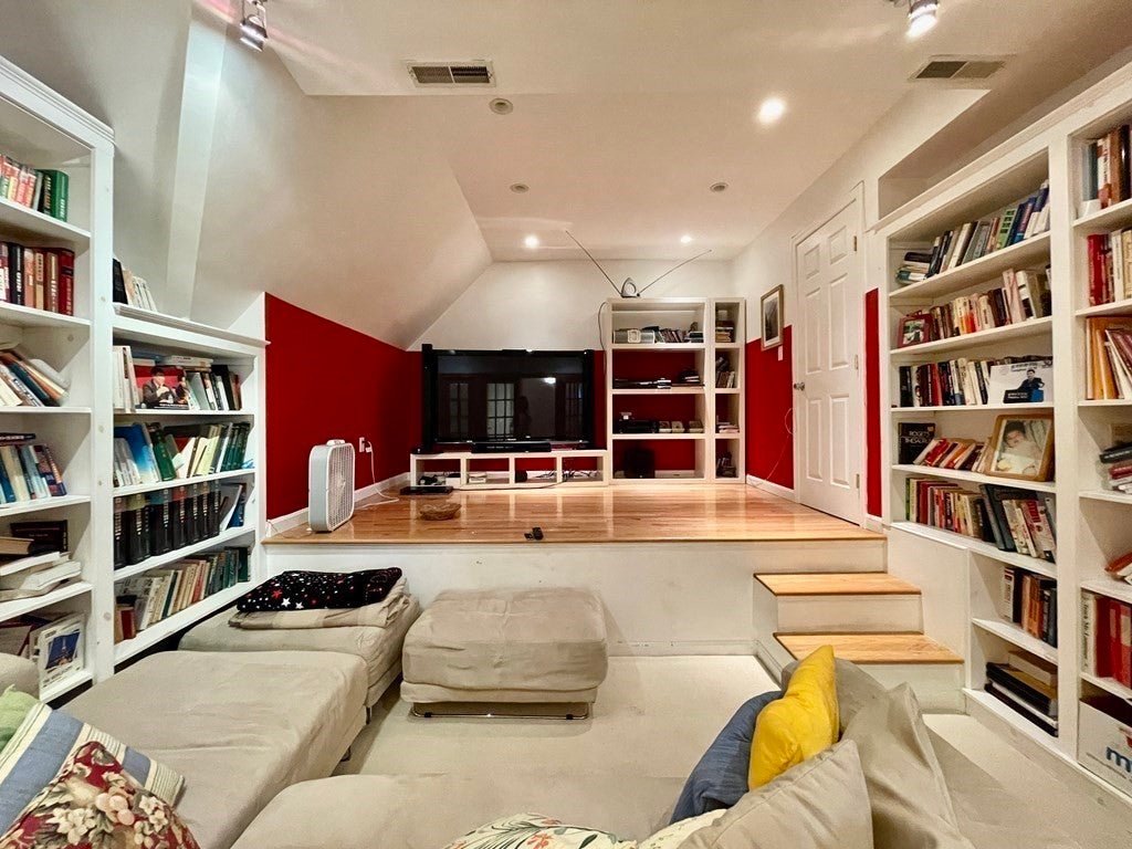 155 Amory St #155, Brookline, MA Photo #17