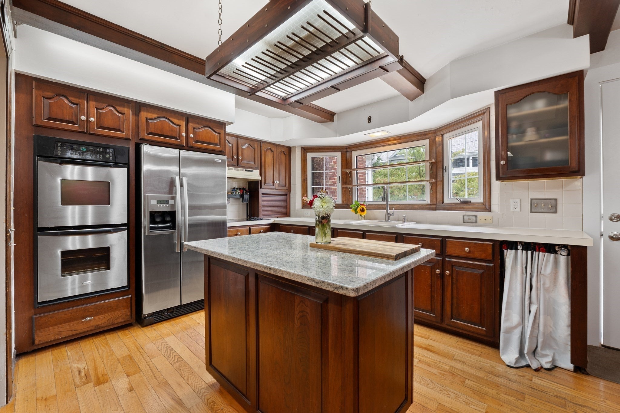 163 Oakside Ave