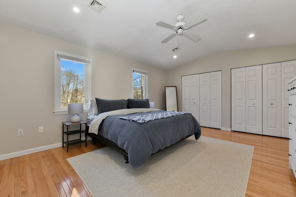 Canton, Massachusetts 02021, United States, 2 Bedrooms Bedrooms, ,3 BathroomsBathrooms,Residential,Active,96178