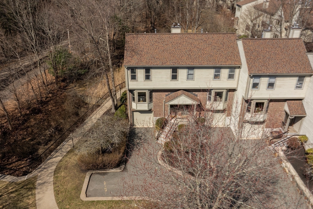 Canton, Massachusetts 02021, United States, 2 Bedrooms Bedrooms, ,3 BathroomsBathrooms,Residential,Active,96178