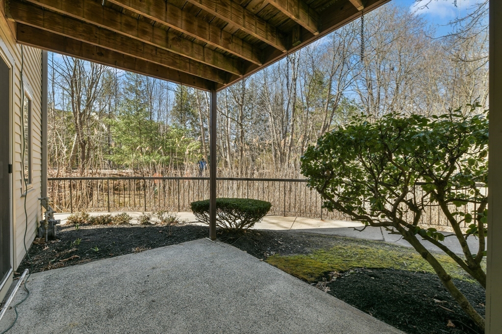 Canton, Massachusetts 02021, United States, 2 Bedrooms Bedrooms, ,3 BathroomsBathrooms,Residential,Active,96178