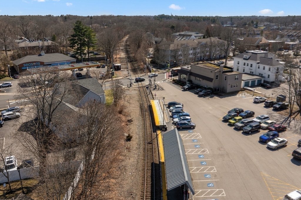 Canton, Massachusetts 02021, United States, 2 Bedrooms Bedrooms, ,3 BathroomsBathrooms,Residential,Active,96178