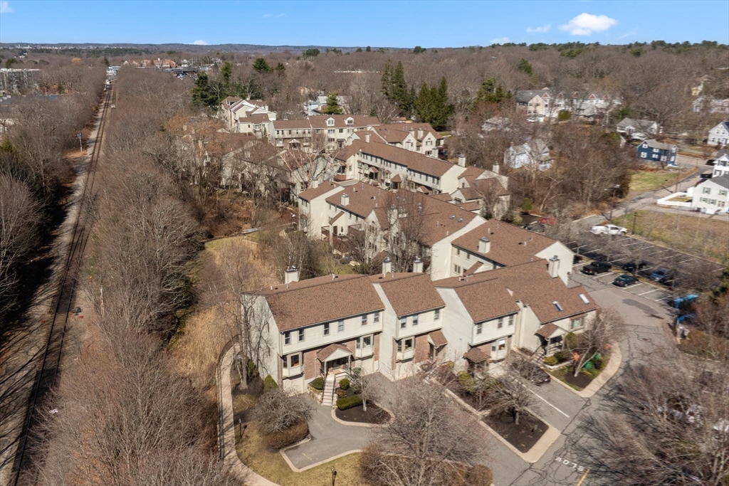 Canton, Massachusetts 02021, United States, 2 Bedrooms Bedrooms, ,3 BathroomsBathrooms,Residential,Active,96178