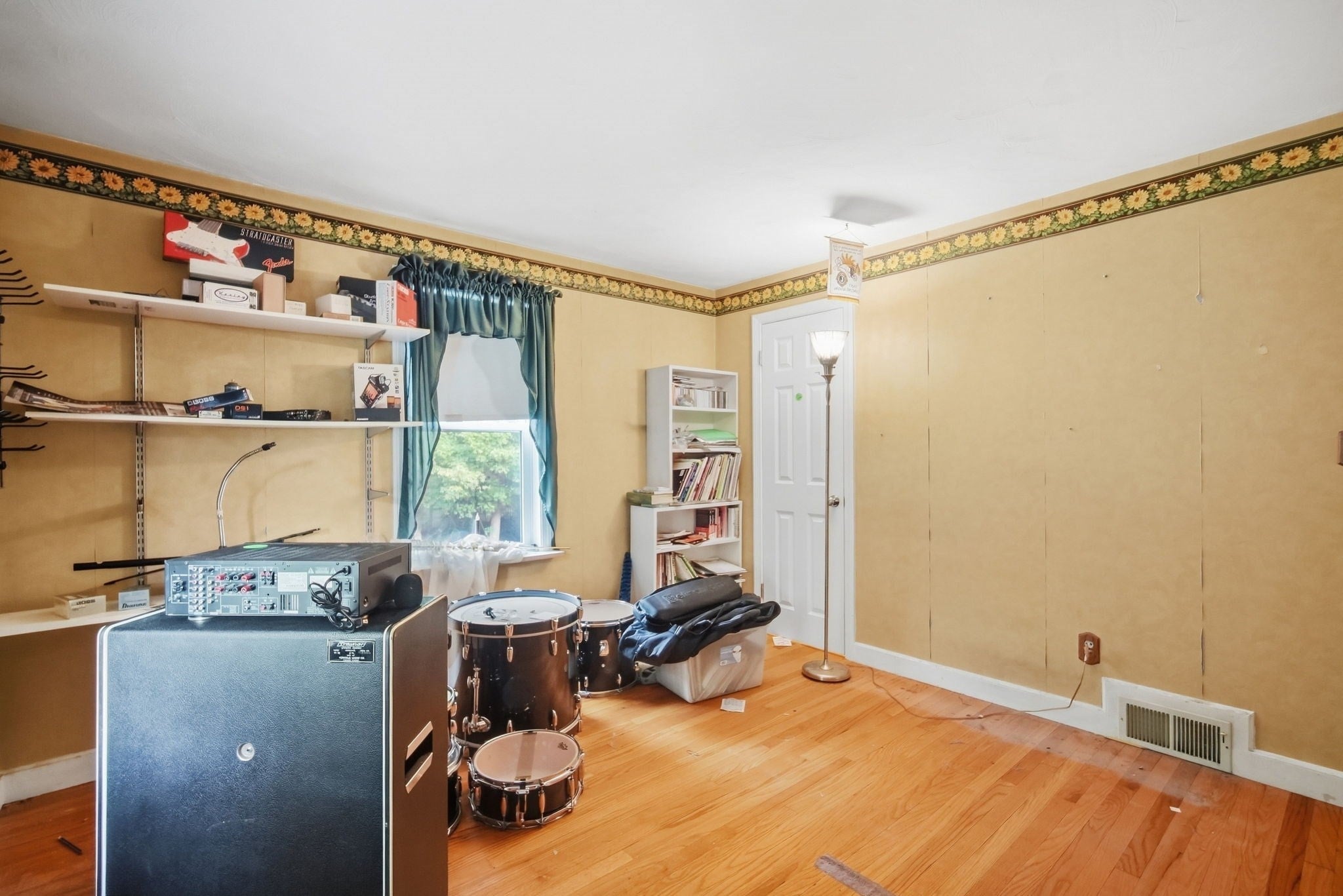 31 Brook St, East Longmeadow, MA, 31 Brook St, East Longmeadow, MA Photo #15