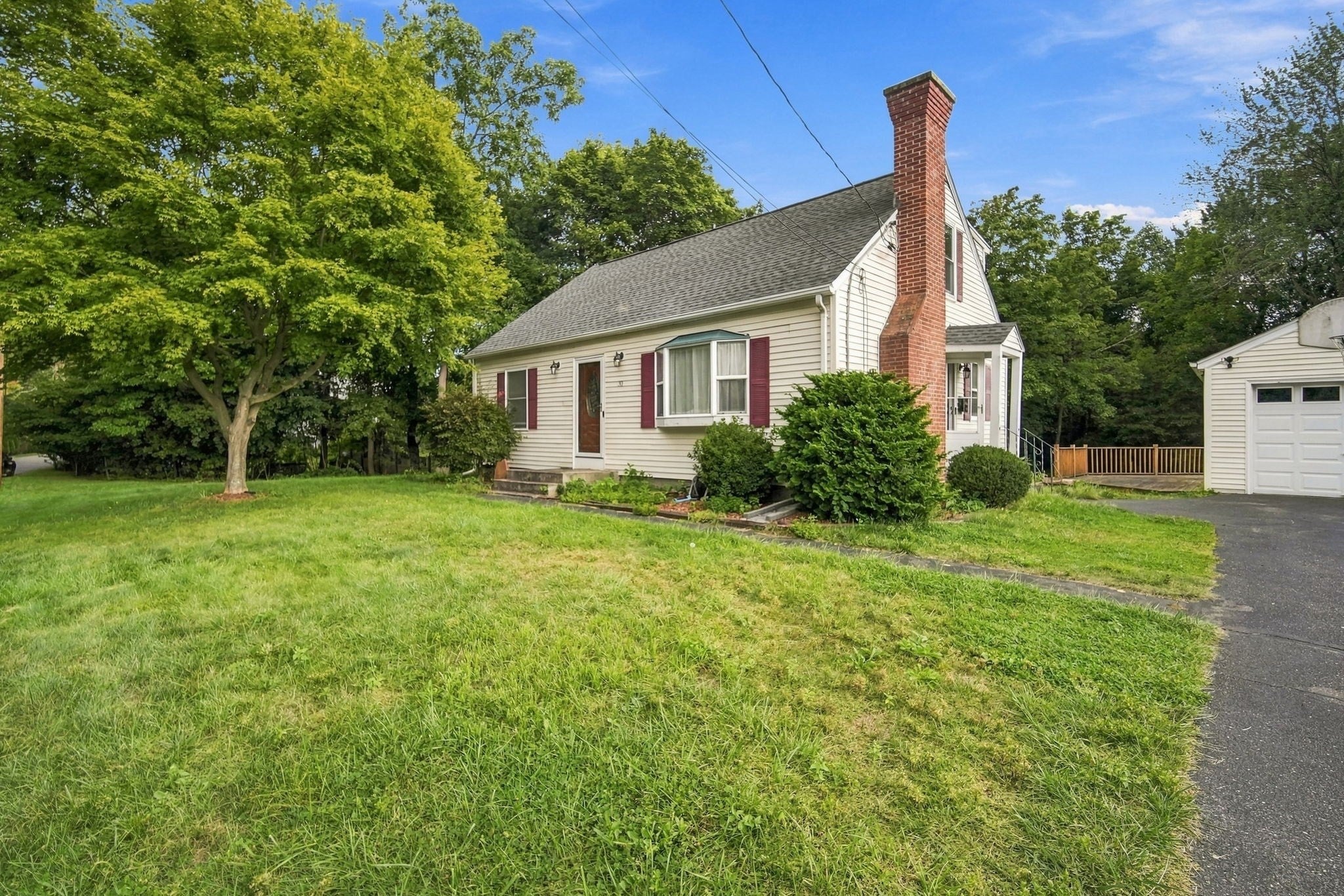 31 Brook St, East Longmeadow, MA, 31 Brook St, East Longmeadow, MA Photo #2