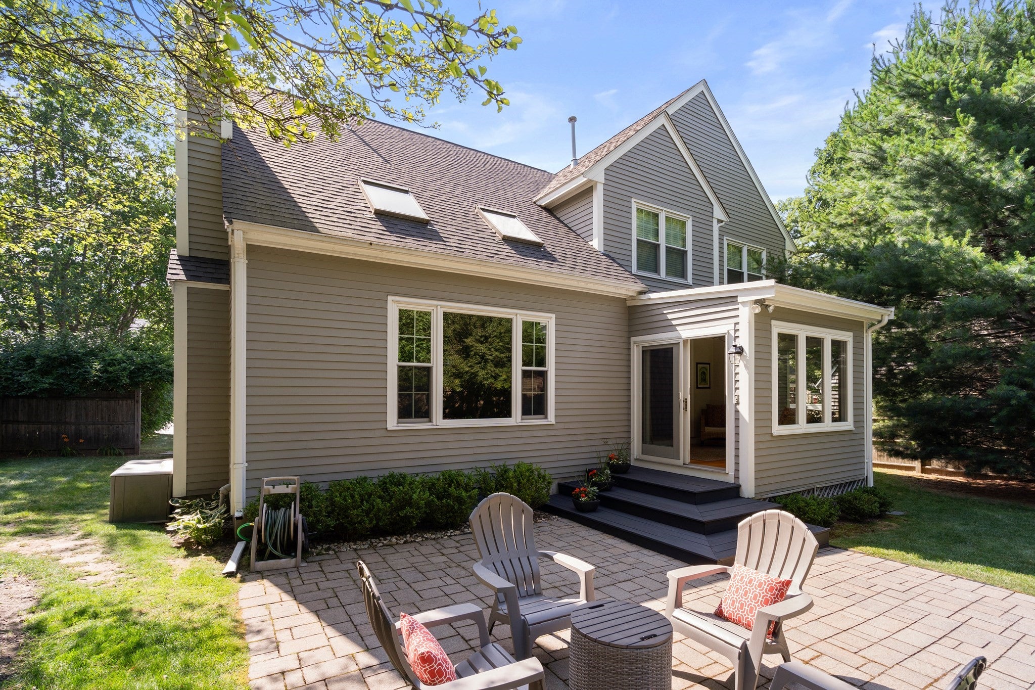 578 Randolph Ave, Milton, MA Photo #25