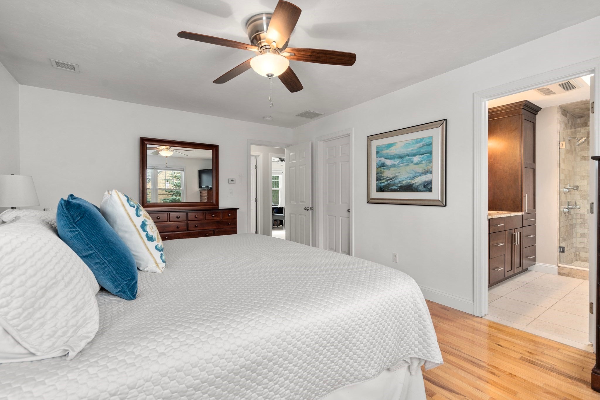578 Randolph Ave, Milton, MA Photo #20