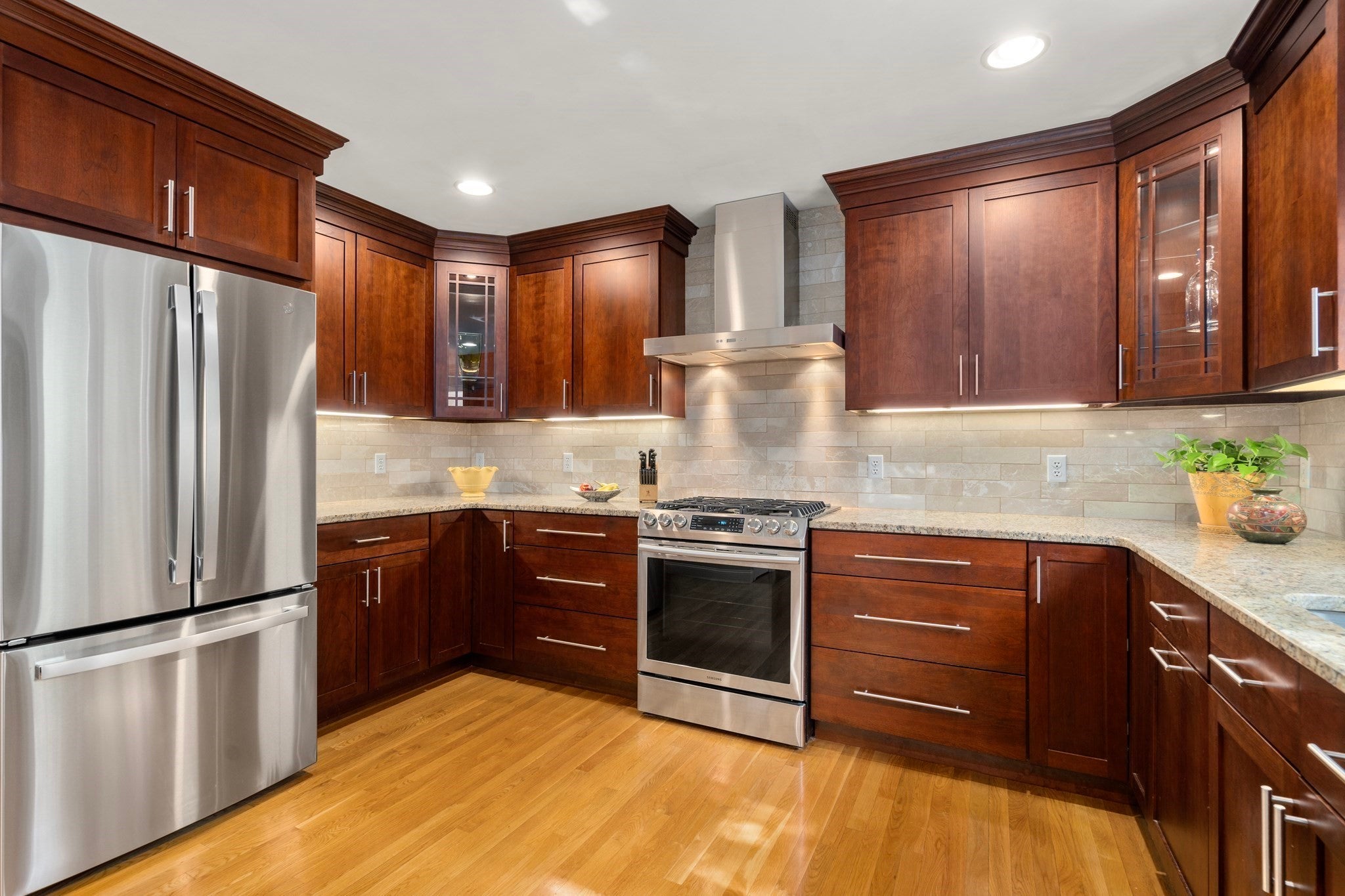 578 Randolph Ave, Milton, MA Photo #10