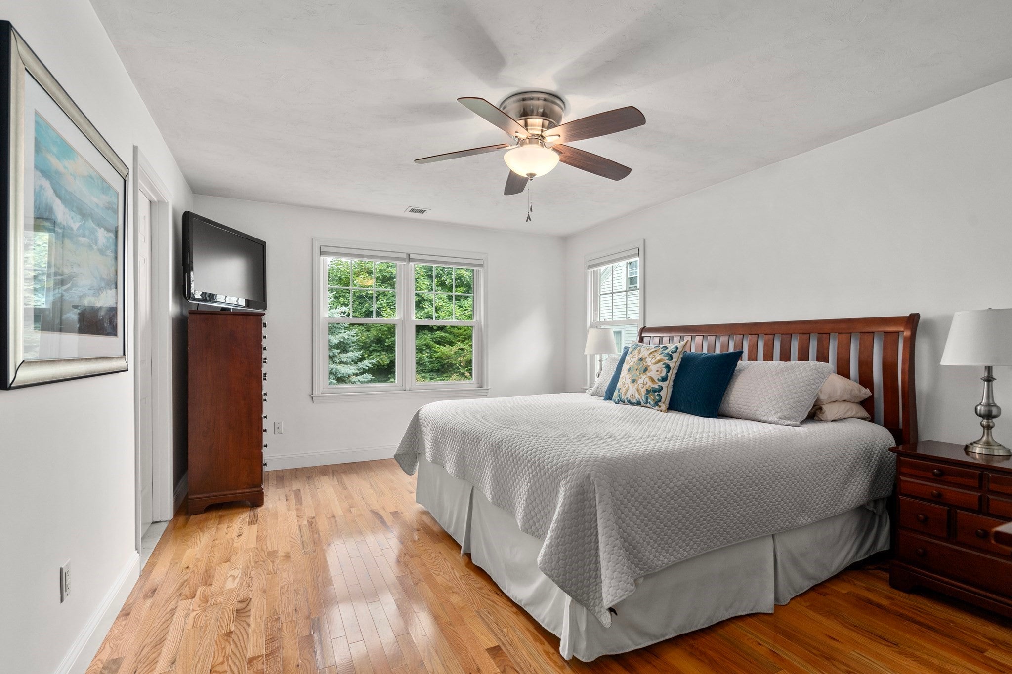 578 Randolph Ave, Milton, MA Photo #16