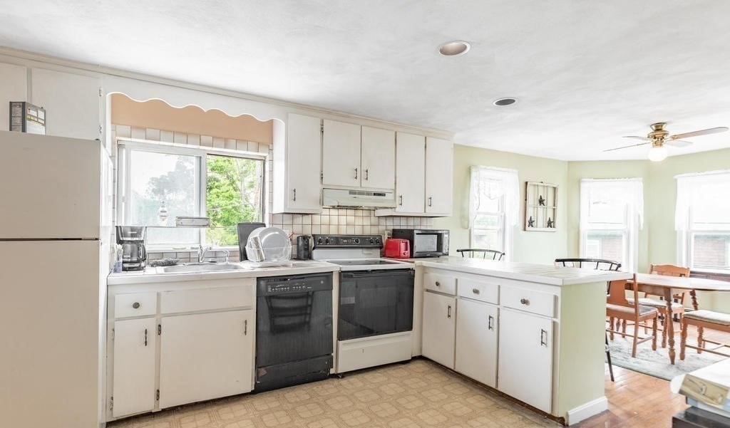 8-10 Vinton Ave