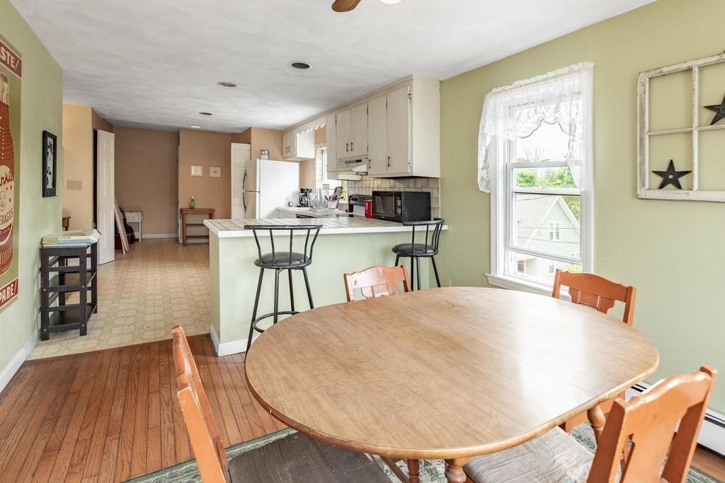 8-10 Vinton Ave