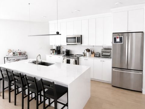 654 E Broadway 403 Boston MA 02127