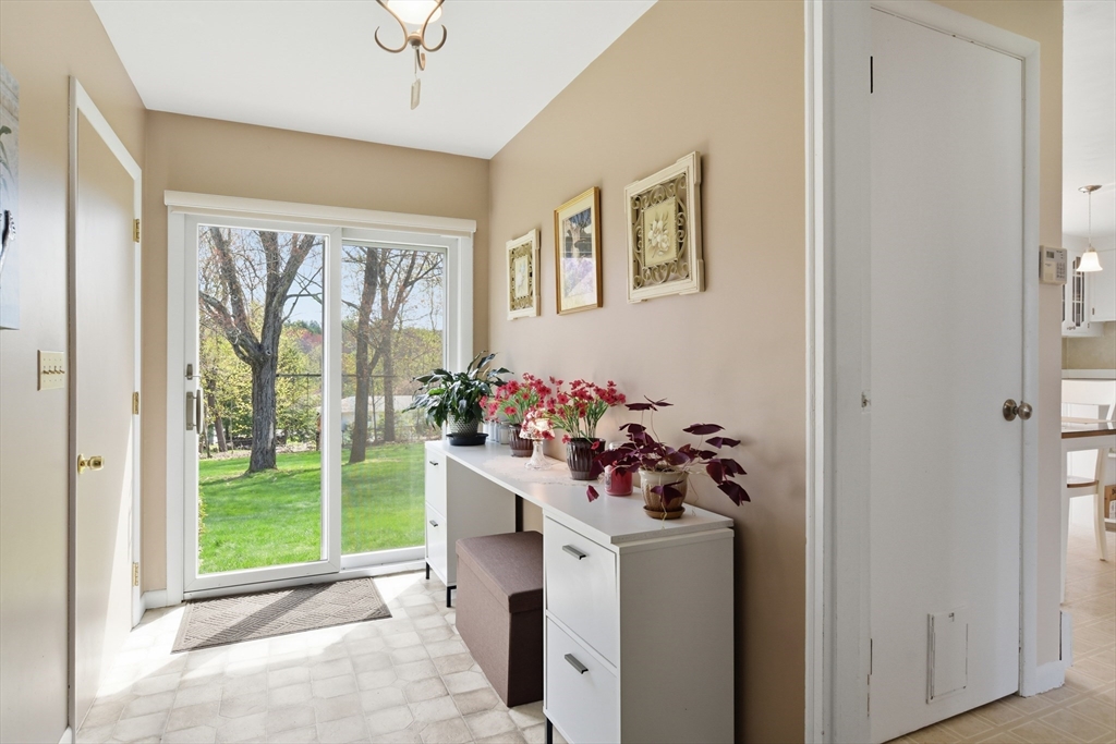 7 Joseph Ave, Westfield, MA, 7 Joseph Ave, Westfield, MA Photo #3
