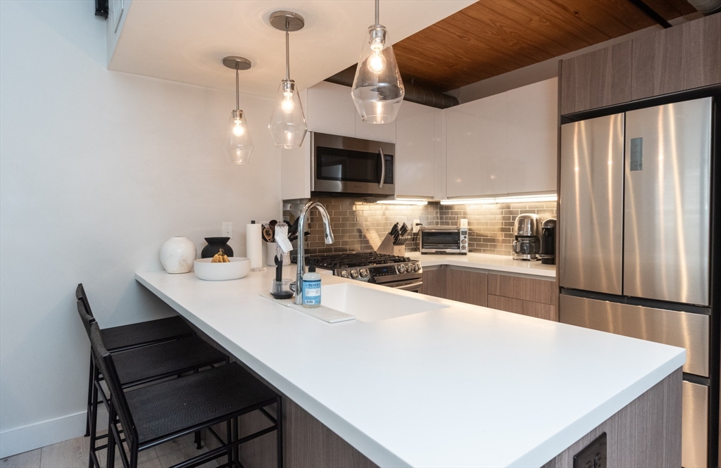 20 Haynes St 102