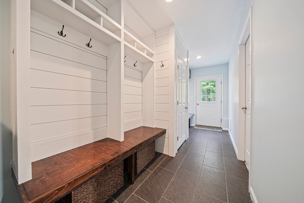 61 Hingham Ave
