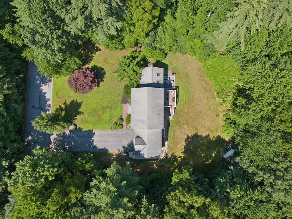 13 Country Club Rd