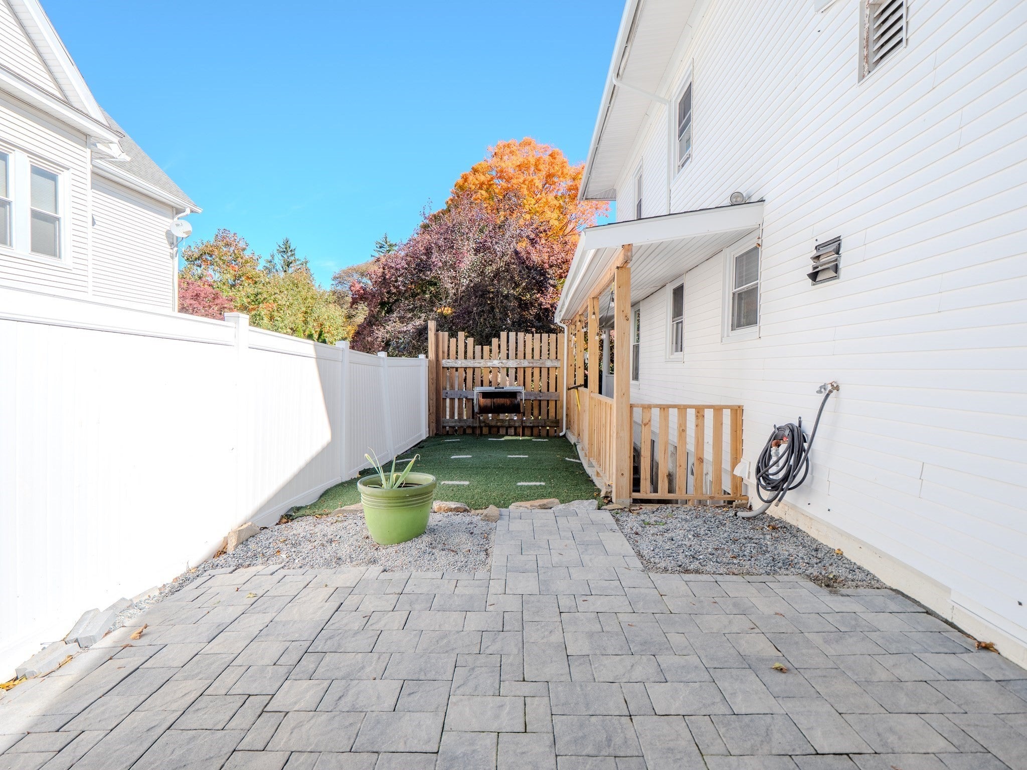 16 Morningside Rd, Worcester, MA, 16 Morningside Rd, Worcester, MA Photo #6