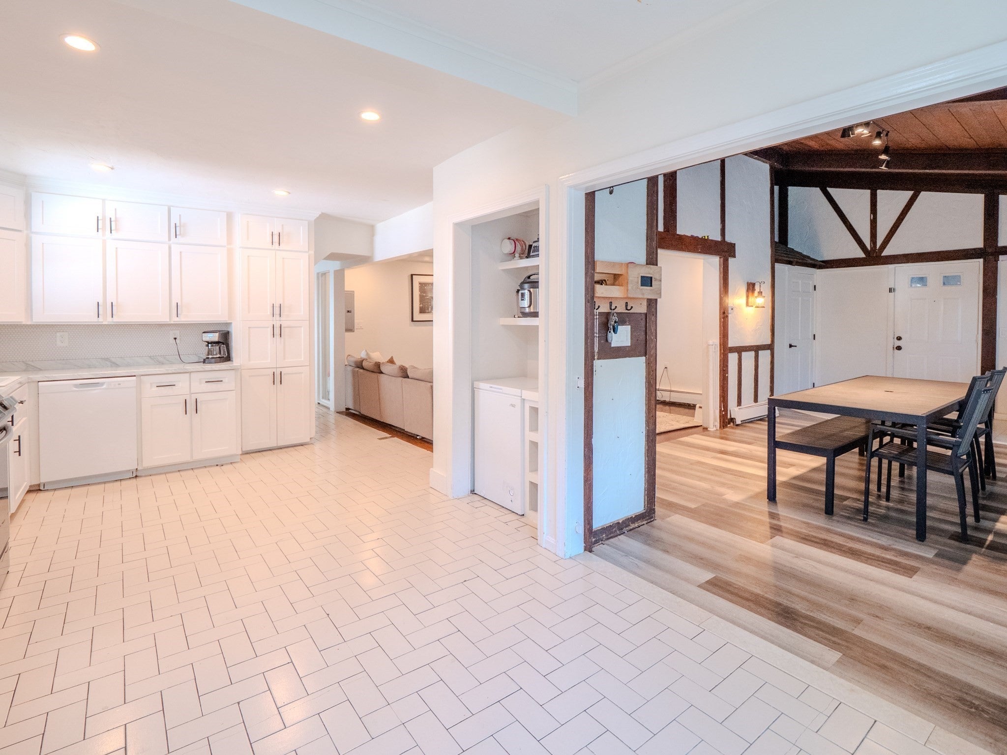 16 Morningside Rd, Worcester, MA, 16 Morningside Rd, Worcester, MA Photo #15
