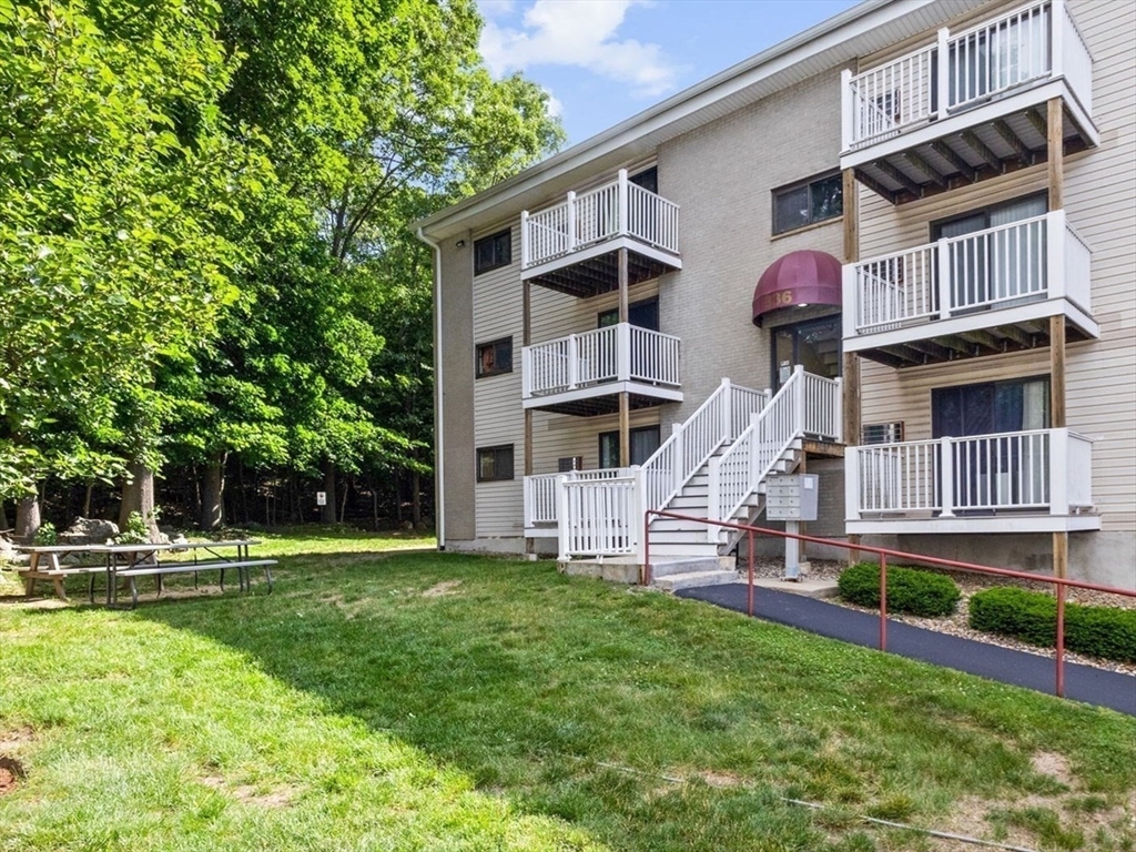 336 E Main St 20