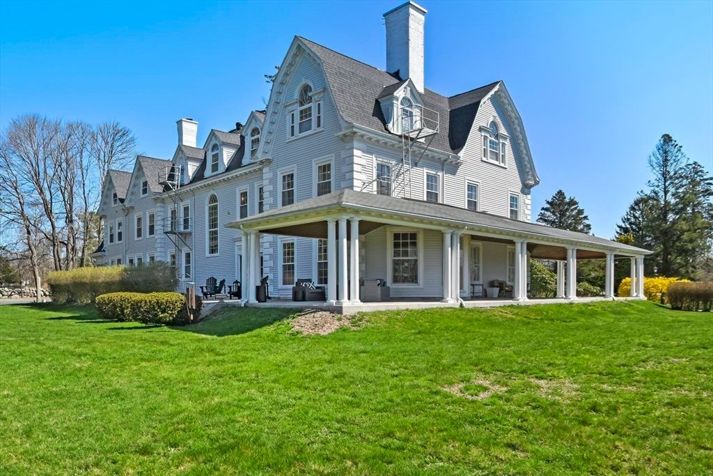 Photo of 824 Tucker Rd, Dartmouth, MA 02747 (MLS # 73477947)