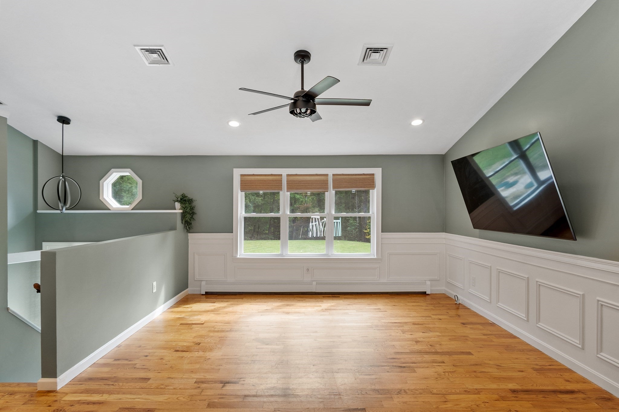 365 E Rindge Rd