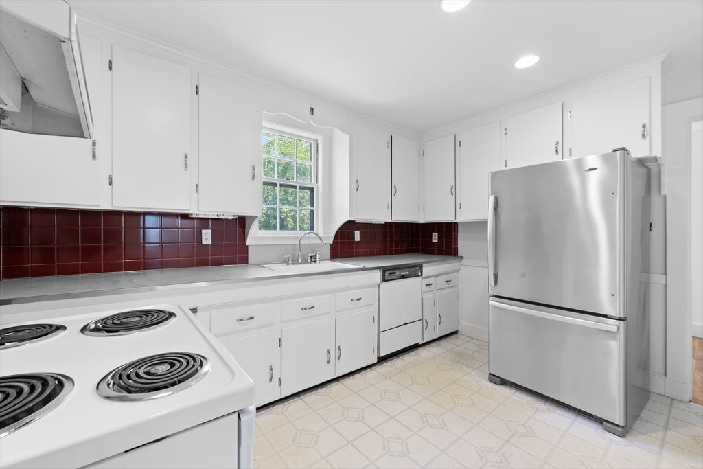 48 Marilyn Rd, Milton, MA, 48 Marilyn Rd, Milton, MA Photo #15