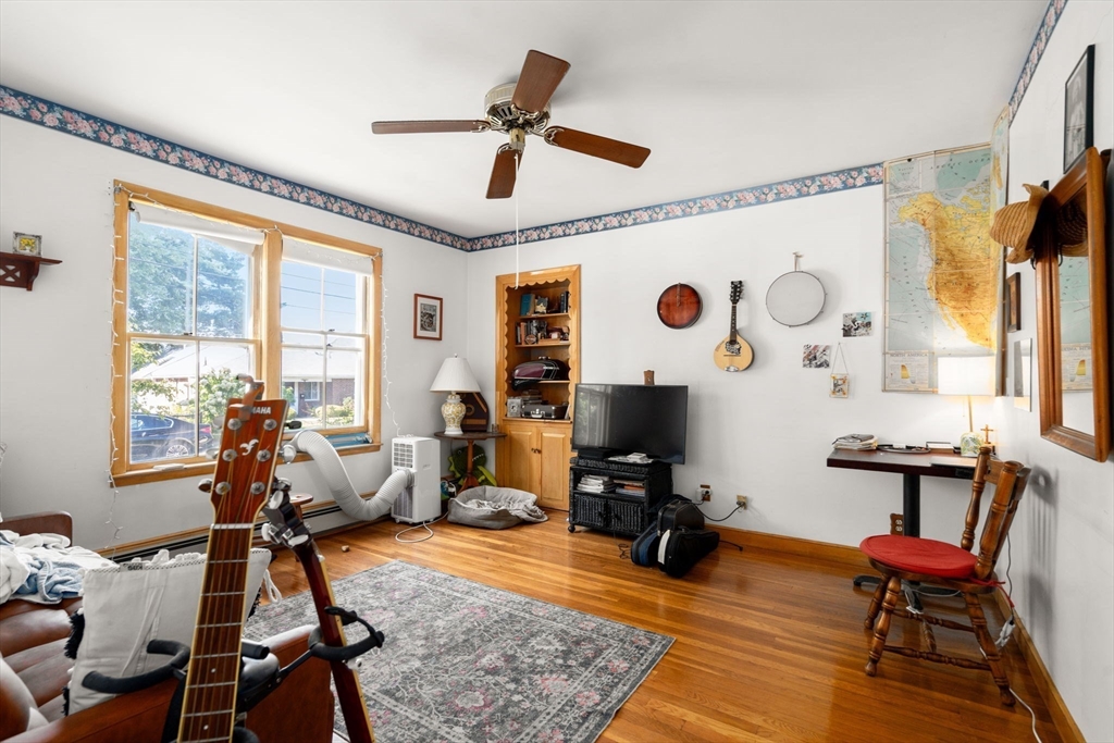 22-24 Emerald Street