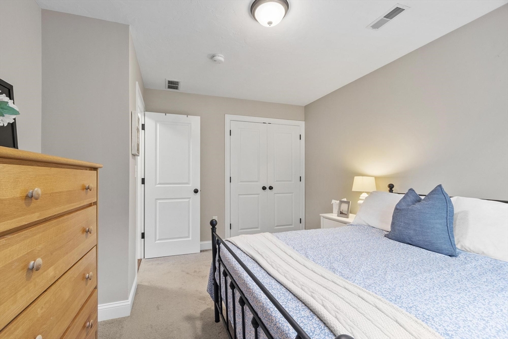10 West St, Wilmington, MA Photo #21