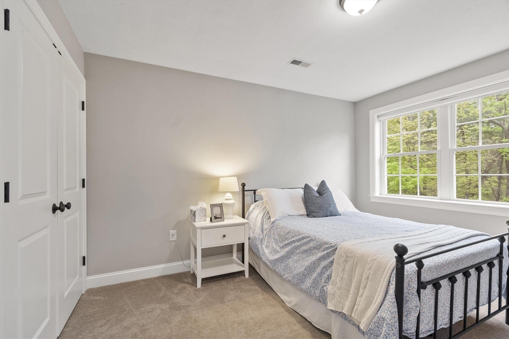 10 West St, Wilmington, MA Photo #20